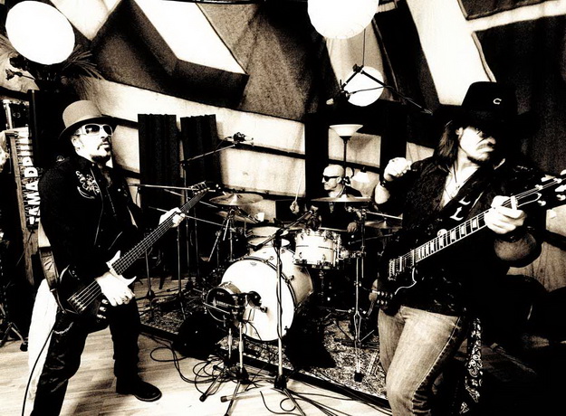 Supersonic Blues Machine band pic