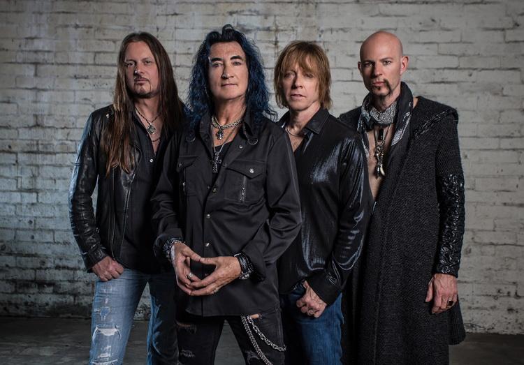 Black Swan band pic