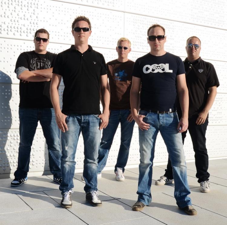 Airbag band pic