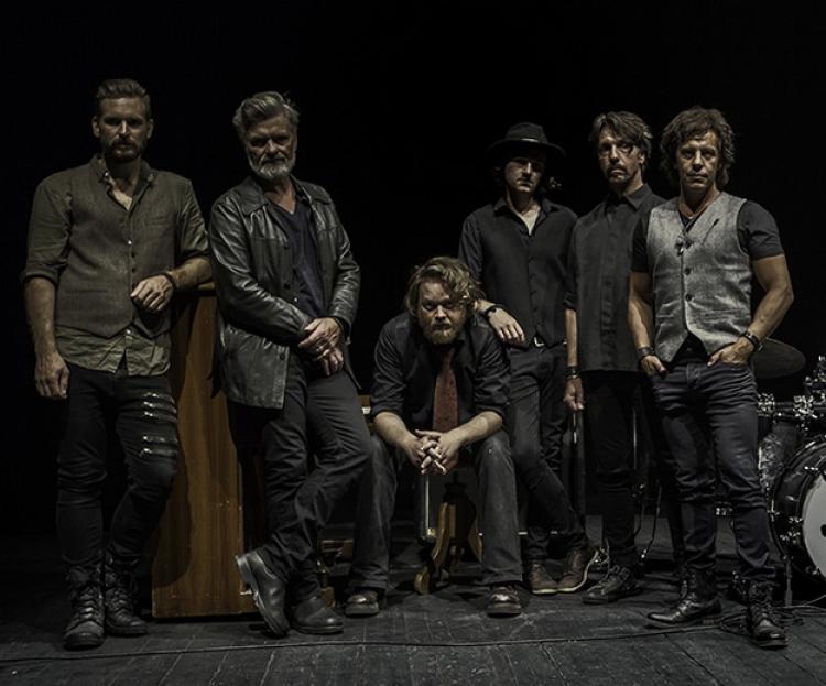 Jono band pic