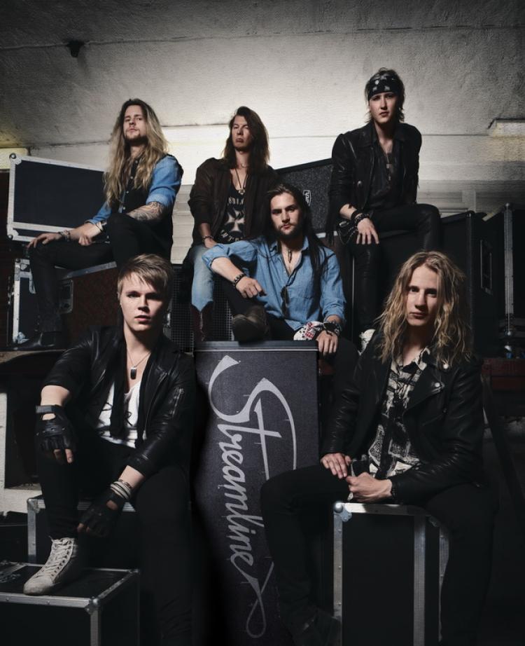 Streamline band pic