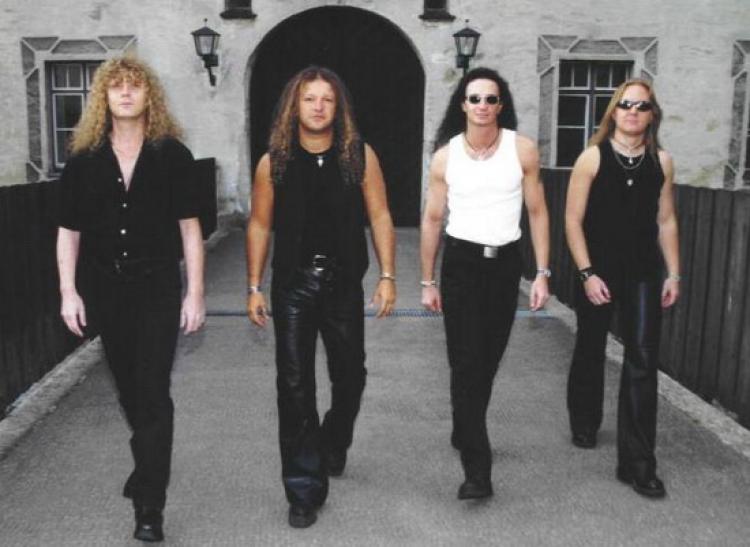 Valley’s Eve band pic