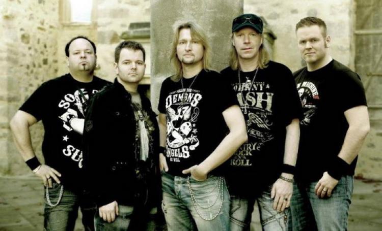 Wild Frontier band