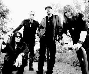 Fifth Angel band pic