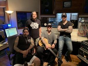 Ricky Warwick studio pic