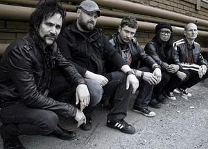 Amongst Thieves band pic