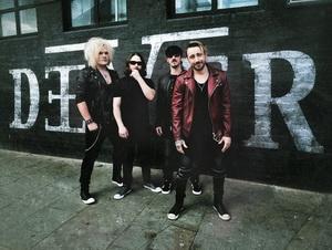 Deever band pic