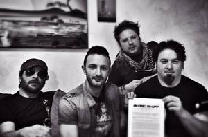 Diamante band pic