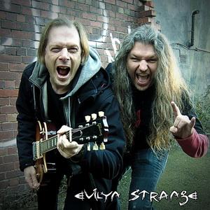 Evilyn Strange band pic
