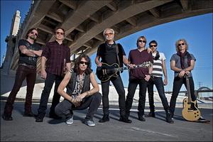 Foreigner band pic 2015