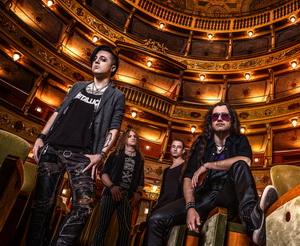 Hell In The Club band pic