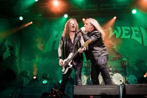 Helloween live band pic