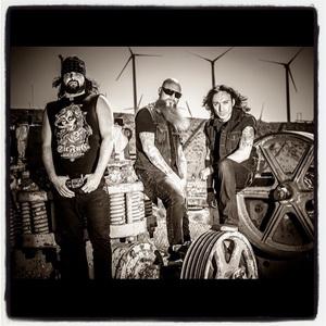 House Of Broken Promises band pic