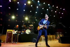 Joe Bonamassa pic
