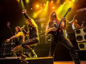 Manowar band pic