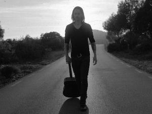 Myles Kennedy pic