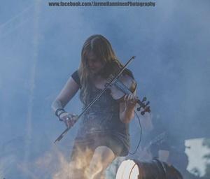 Nicole Ansperger photo