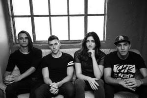 Paranova band pic