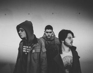 Veuve band pic