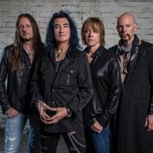 Black Swan band pic
