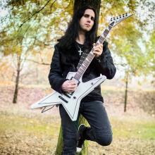 Gus G. pic