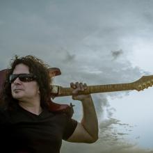 Vinnie Moore pic