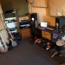 Intronaut studio pic