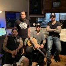 Ricky Warwick studio pic