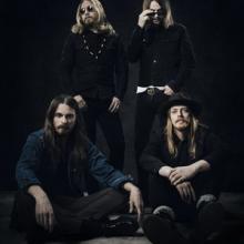 Graveyard band pic