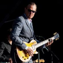 Joe Bonamassa pic