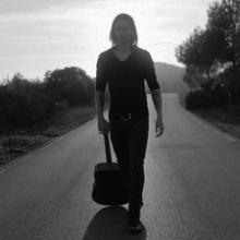 Myles Kennedy pic