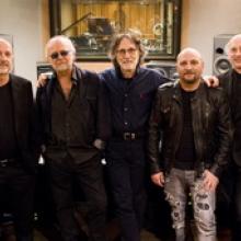 PFM band pic