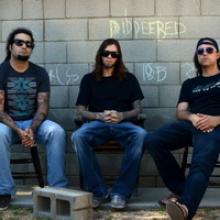 Smile Empty Soul band pic