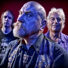 Vardis band pic 2015