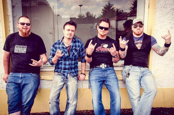 Trucker Diablo band pic
